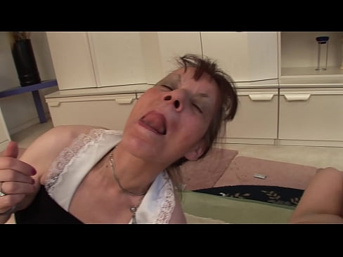 ❤️ Две баби и еден дедо имаат тројка Супер секс кај нас mk.massagecenter-yalta.ru ﹏